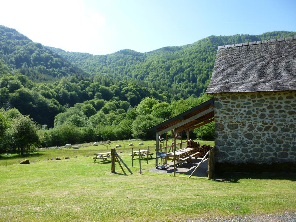 Les Chalets De La Foret D'Issaux Osse-en-Aspe Phòng bức ảnh